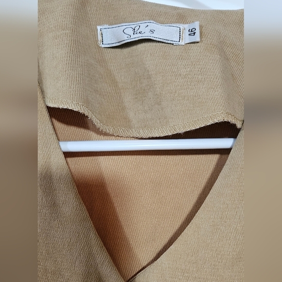 She's Tan Button-Front Dress Size 46 - Picture 2 of 4